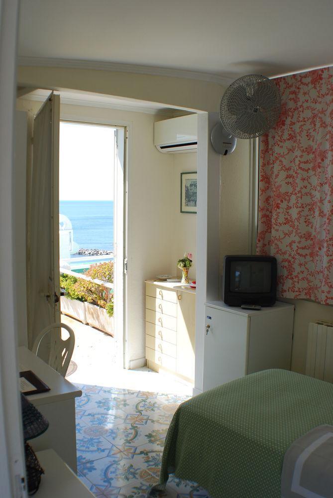 Hotel La Palma Sant'Angelo  Exterior photo
